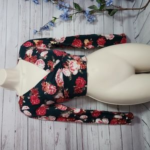 Forever 21 floral long sleeve crop with v-neck